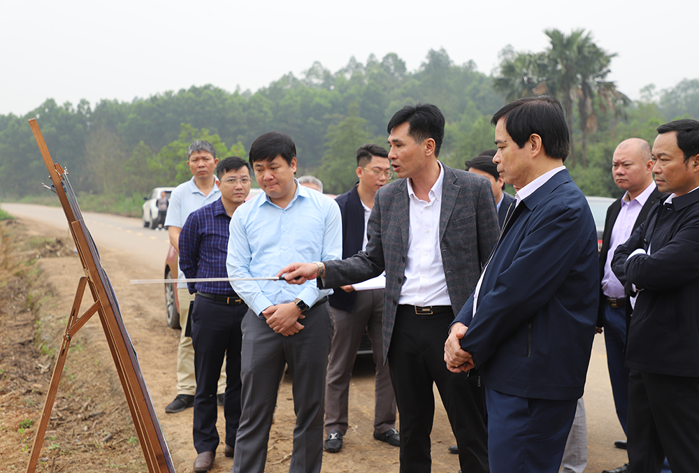 Phó Chủ tịch UBND tỉnh Nguyễn Thanh Hải kiểm tra tiến độ xây dựng Cụm Công nghiệp
